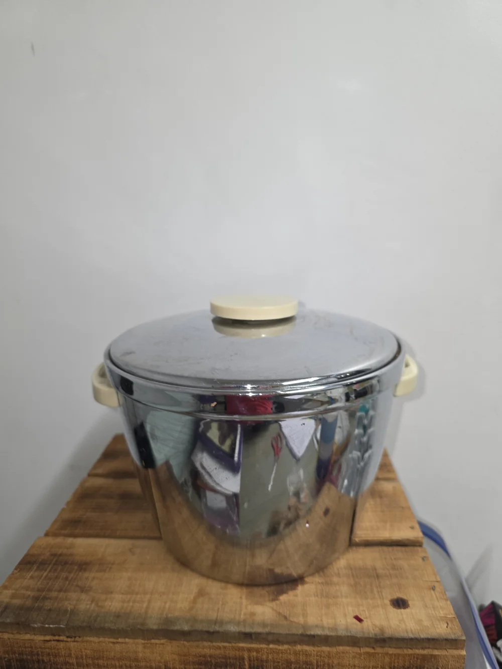 Thermos Stainless Steel Ice Bucket with Cream Accents